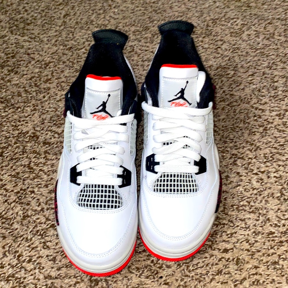 Jordan 4